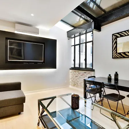Blue Nights Apartments - Sebastopol Paris Room photo