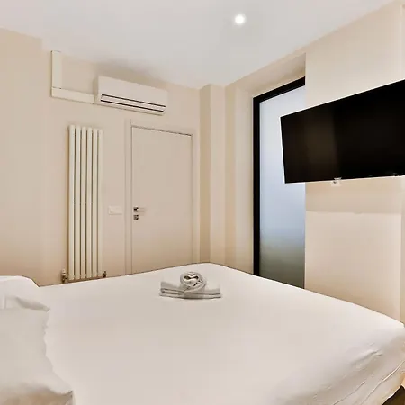 Blue Nights Apartments - Sebastopol Paris Room photo