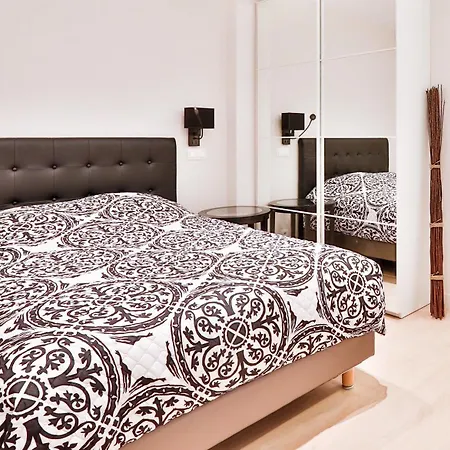 Blue Nights Apartments - Sebastopol Paris Room photo